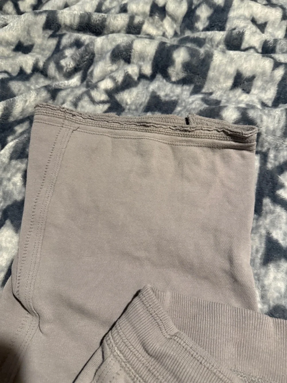 American Eagle Outfitters Mauve Gray Drawstring Lounge Pants - Picture 5 of 8